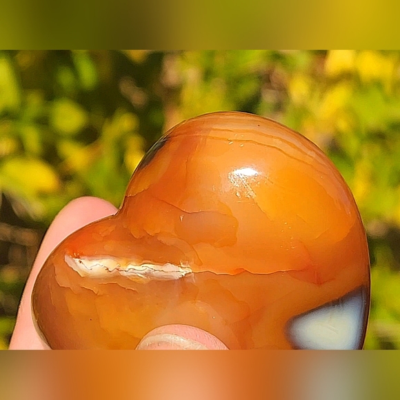 🌸🌸🌸 3/$50---Vibrant Orca Carnelian Puffy Heart Carving - Picture 14 of 17